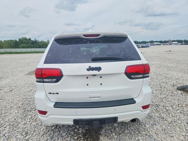 2020 JEEP GRAND CHEROKEE Laredo