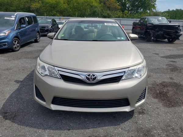2013 TOYOTA CAMRY