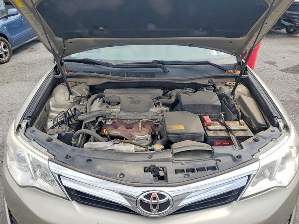 2013 TOYOTA CAMRY