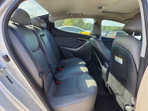 2013 HYUNDAI ELANTRA