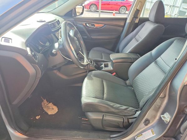 2018 NISSAN ROGUE — DENT
