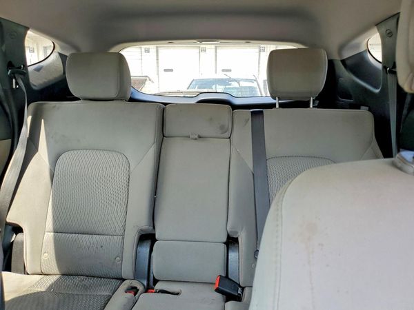 2017 HYUNDAI SANTA FE Base