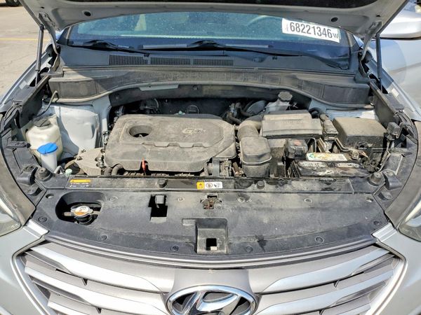 2017 HYUNDAI SANTA FE Base