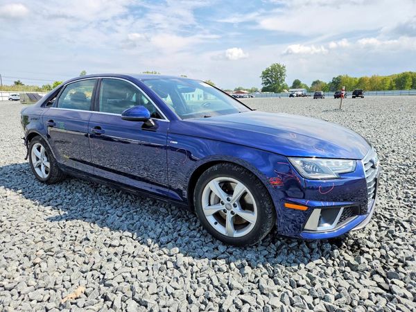 2019 AUDI A4 quattro Premium