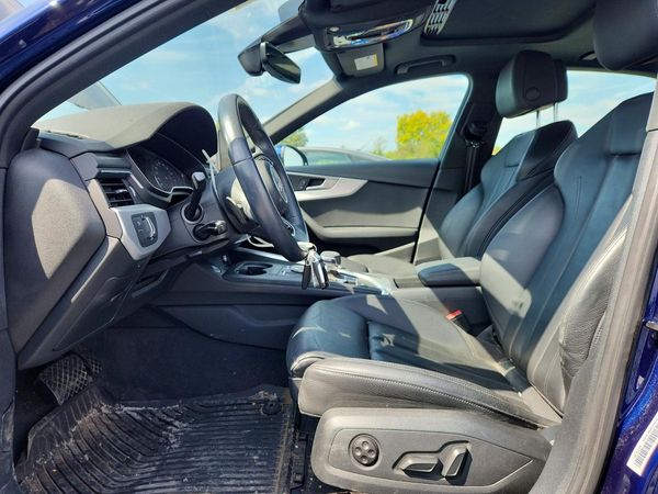 2019 AUDI A4 quattro Premium