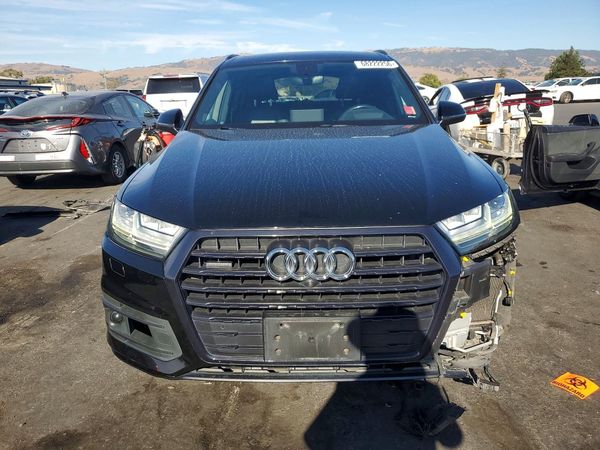 2019 AUDI Q7 quattro Prestige