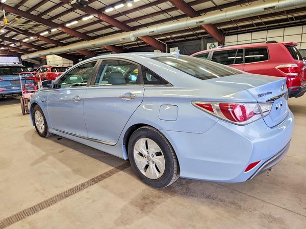 2013 HYUNDAI SONATA Hybrid / Hybrid Limited
