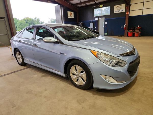 2013 HYUNDAI SONATA Hybrid / Hybrid Limited