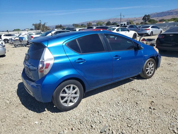 2013 TOYOTA PRIUS