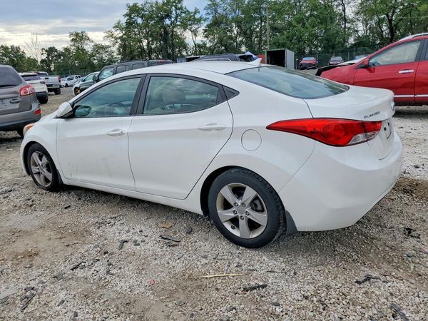 2013 HYUNDAI ELANTRA