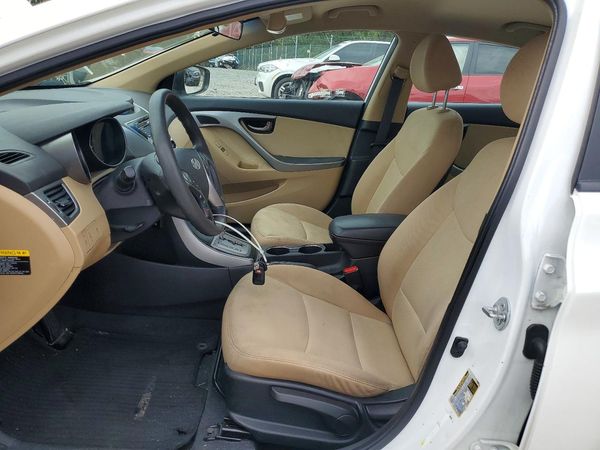 2013 HYUNDAI ELANTRA