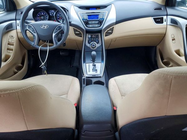 2013 HYUNDAI ELANTRA