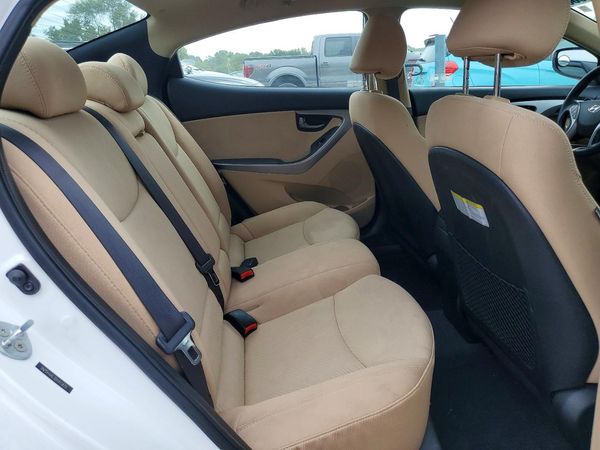 2013 HYUNDAI ELANTRA