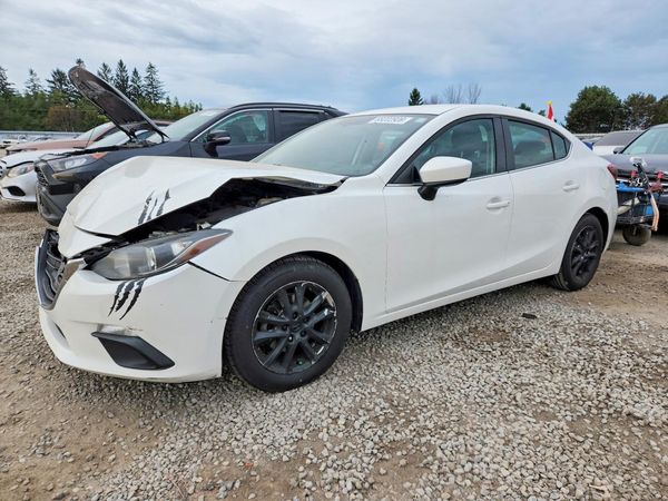 2016 MAZDA 3 Touring/GS — Front 3/4
