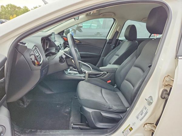 2016 MAZDA 3 Touring/GS — DENT