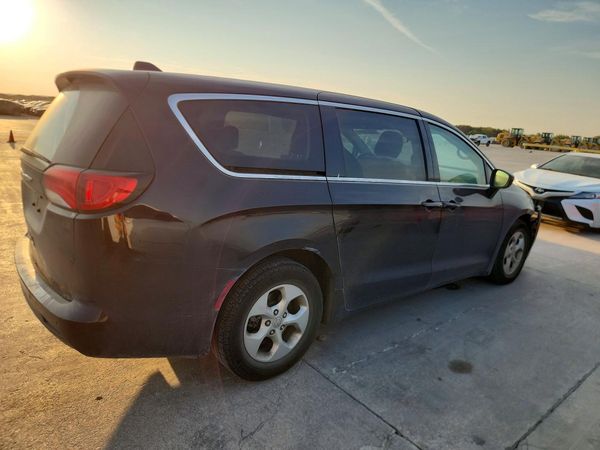 2017 CHRYSLER PACIFICA — PSRA
