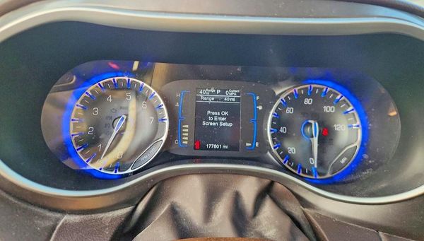 2017 CHRYSLER PACIFICA — ODOM