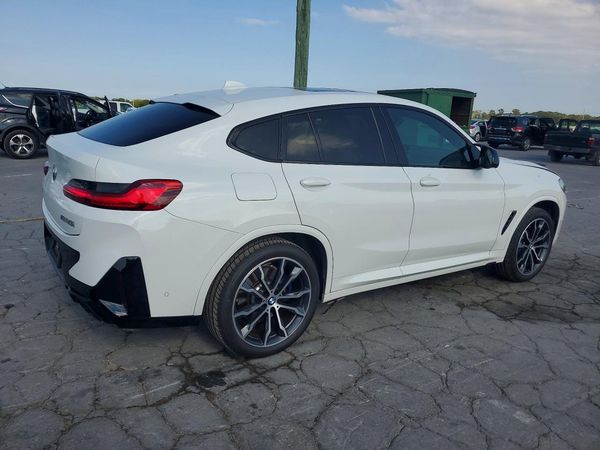 2023 BMW X4