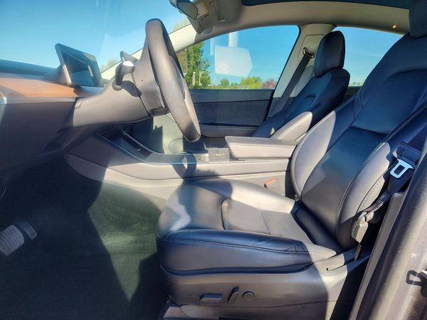 2020 TESLA MODEL Y