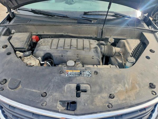 2014 CHEVROLET TRAVERSE LS — Engine bay