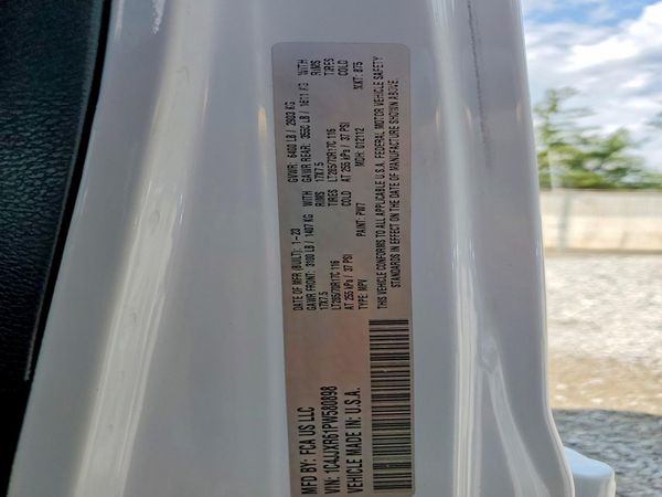 2023 JEEP WRANGLER