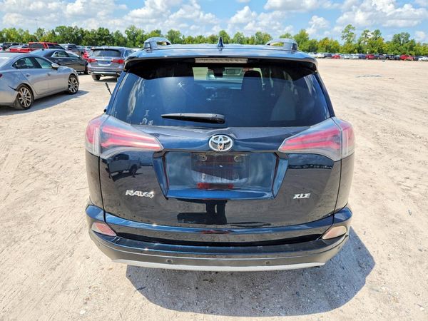 2018 TOYOTA RAV4 Adventure/XLE