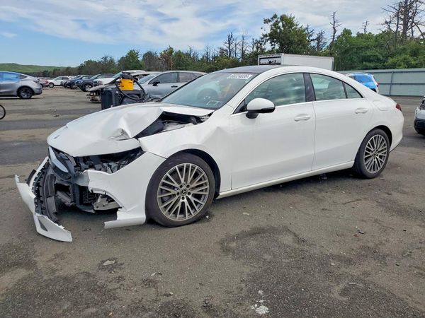 2020 MERCEDES-BENZ CLA