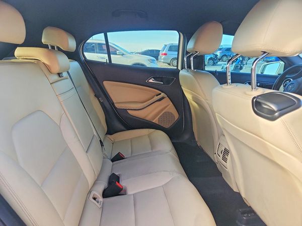 2016 MERCEDES-BENZ GLA GLA250