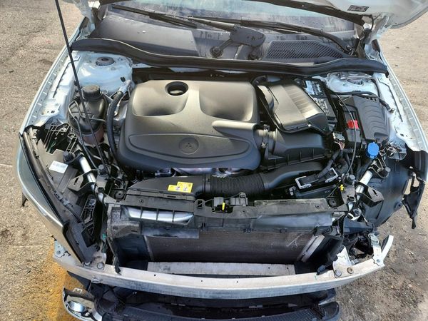 2016 MERCEDES-BENZ GLA GLA250