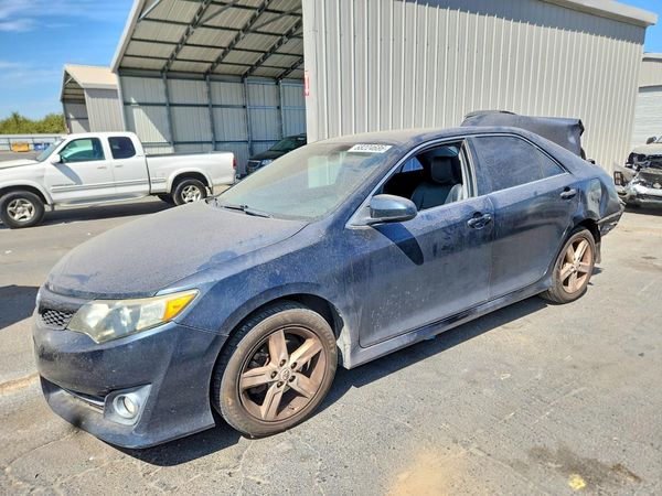 2012 TOYOTA CAMRY