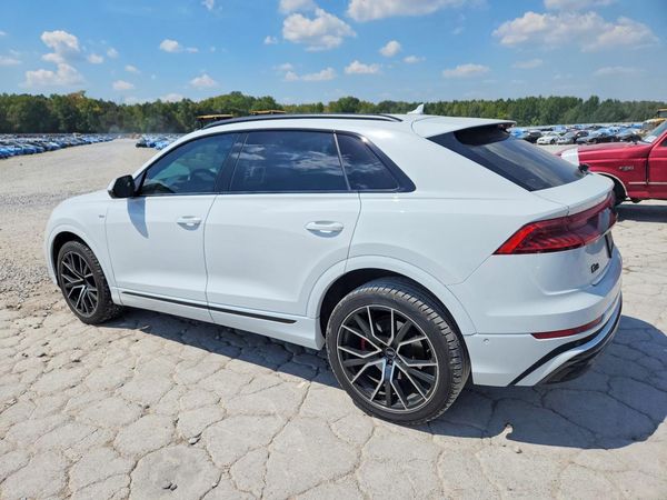 2021 AUDI Q8