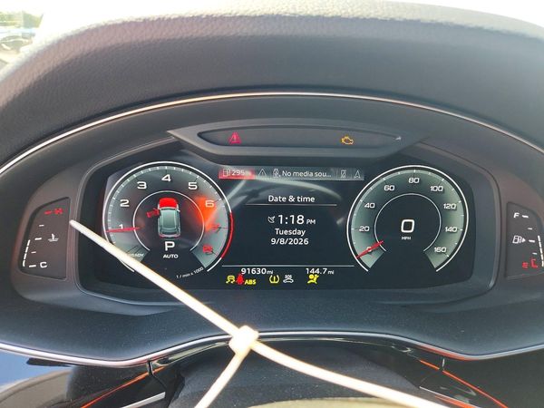 2021 AUDI Q8