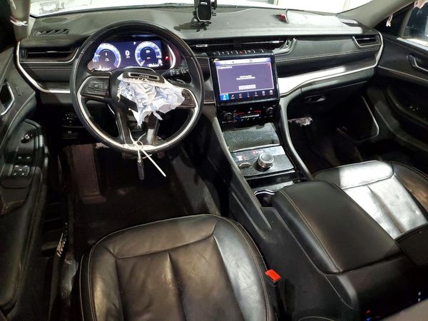 2022 JEEP GRAND CHEROKEE