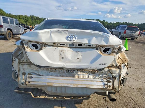 2018 TOYOTA CAMRY L/LE/SE/XLE