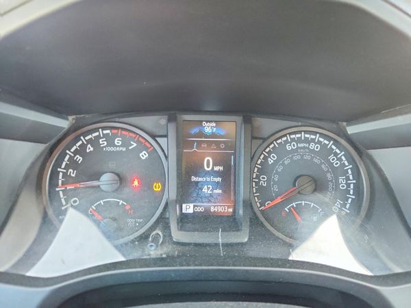 2021 TOYOTA TACOMA SR5