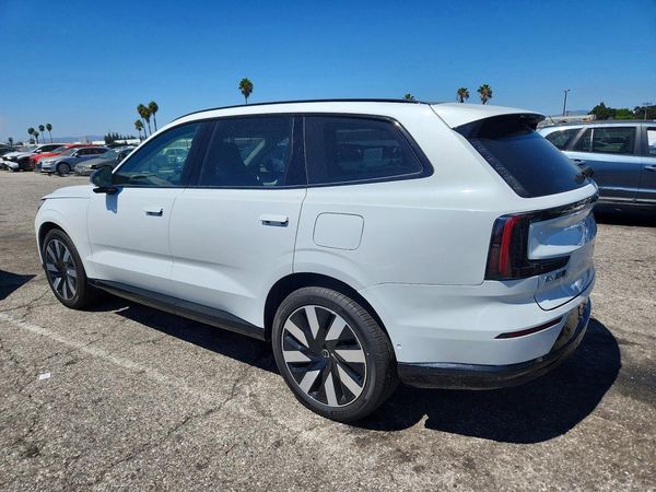 2025 VOLVO EX90 Ultra