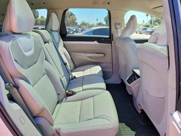 2025 VOLVO EX90 Ultra