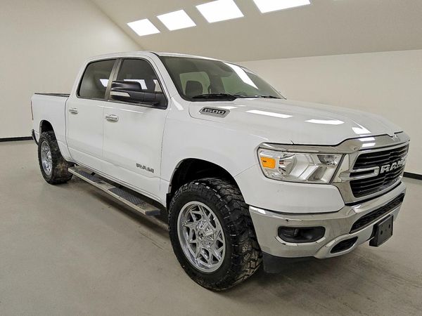 2020 RAM 1500 Big Horn, Lonestar — Passenger 3/4