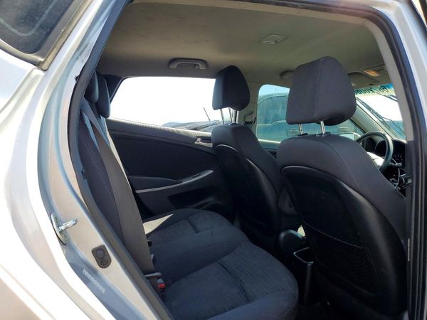 2017 HYUNDAI ACCENT SE Base