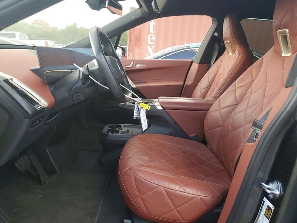 2023 BMW IX xDrive50i