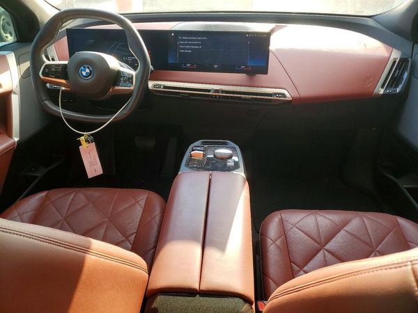 2023 BMW IX xDrive50i