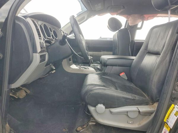 2013 TOYOTA TUNDRA SR5