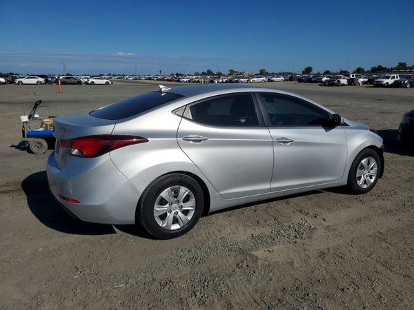 2016 HYUNDAI ELANTRA