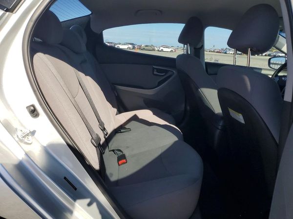 2016 HYUNDAI ELANTRA