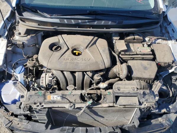 2016 HYUNDAI ELANTRA