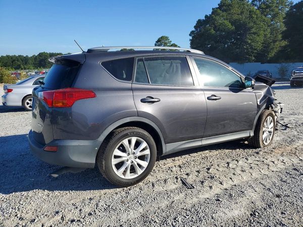 2015 TOYOTA RAV4