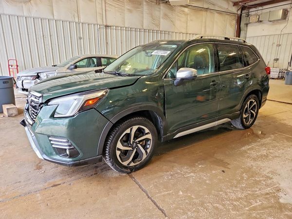 2023 SUBARU FORESTER