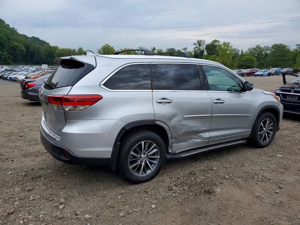 2018 TOYOTA HIGHLANDER SE/XLE