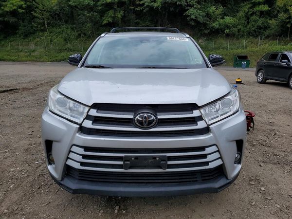 2018 TOYOTA HIGHLANDER SE/XLE