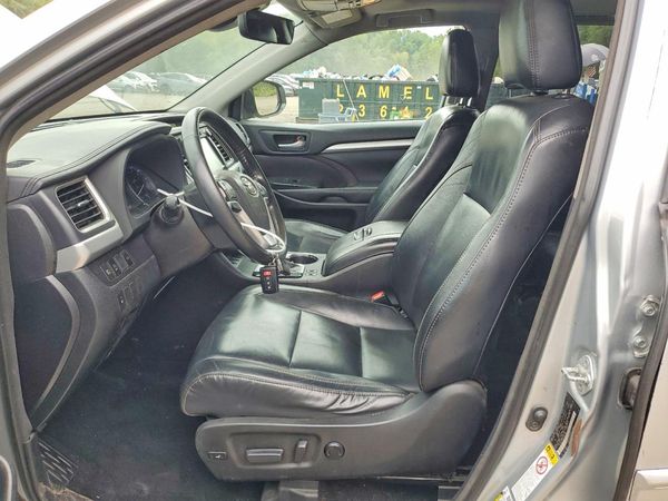 2018 TOYOTA HIGHLANDER SE/XLE